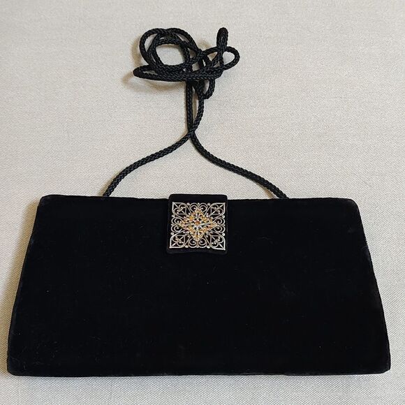 Sasha Black Velvet Evening Clutch Shoulder Bag - Picture 8 of 10